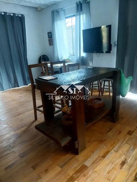 Casa à venda com 1 quarto, 70m² - Foto 3