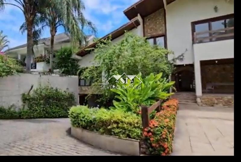 Casa em Barra da Tijuca - Rio de Janeiro/RJ  - 5 Quartos