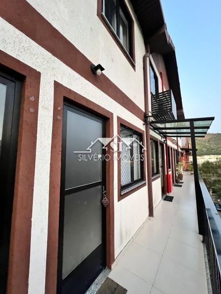 Apartamento à venda com 2 quartos, 60m² - Foto 2