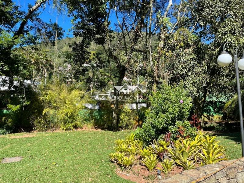 Apartamento à venda com 3 quartos, 190m² - Foto 10