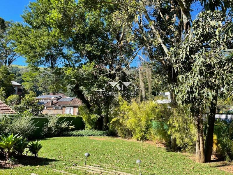 Apartamento à venda com 3 quartos, 190m² - Foto 11