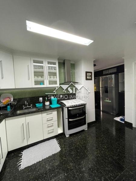 Apartamento à venda com 3 quartos, 190m² - Foto 21