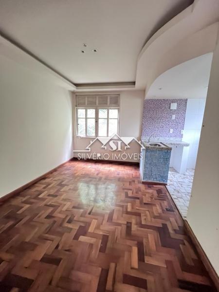 Apartamento para alugar com 2 quartos, 70m² - Foto 2