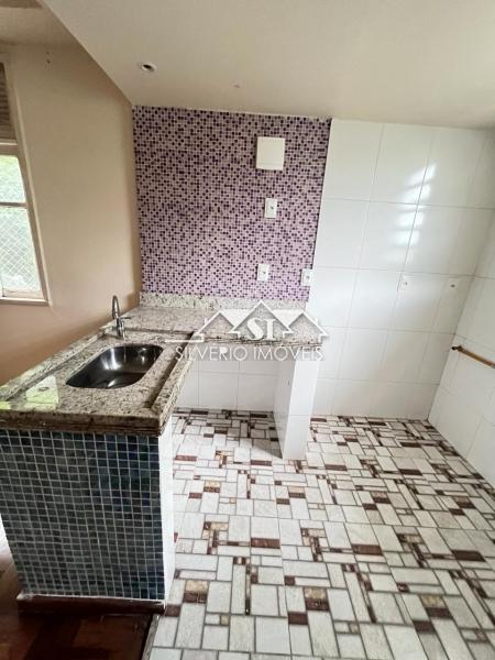 Apartamento para alugar com 2 quartos, 70m² - Foto 4