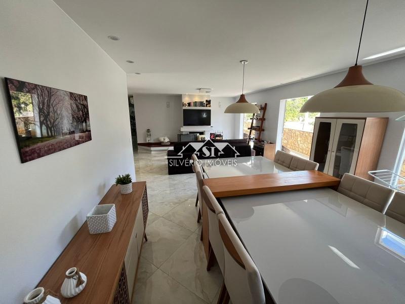 Apartamento à venda com 3 quartos, 240m² - Foto 4