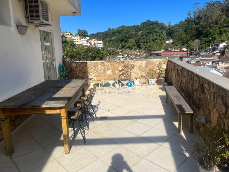 Apartamento à venda com 3 quartos, 240m² - Foto 11