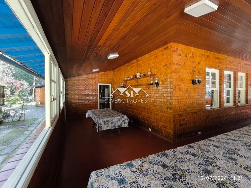 Casa em Fazenda Inglesa - Petrópolis/RJ  - 6 Quartos