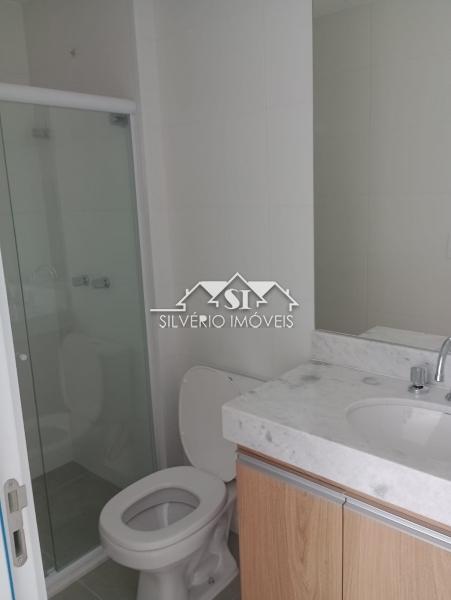 Apartamento à venda com 2 quartos, 69m² - Foto 3