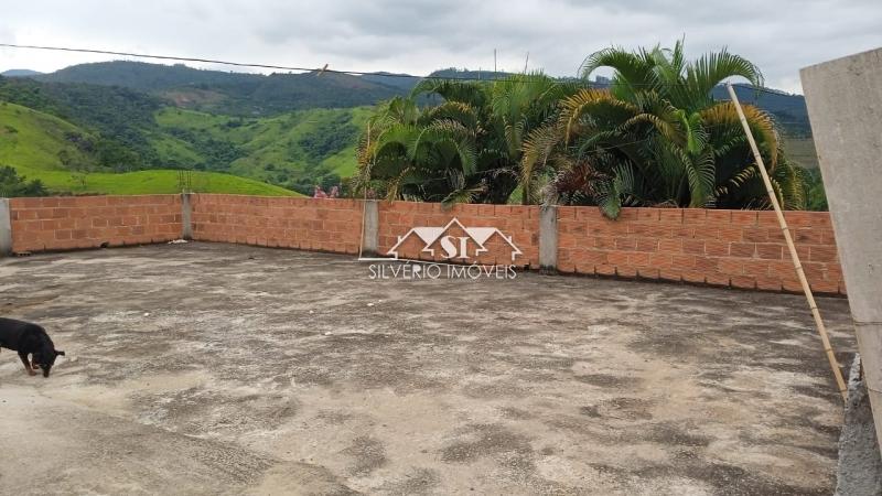 Casa à venda com 3 quartos, 170m² - Foto 8