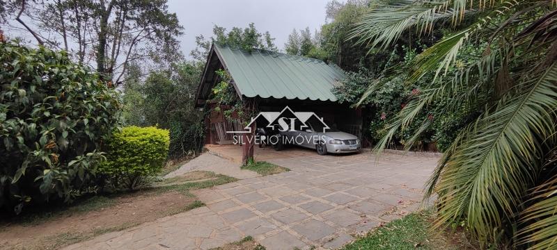 Casa à venda e aluguel com 3 quartos, 250m² - Foto 4