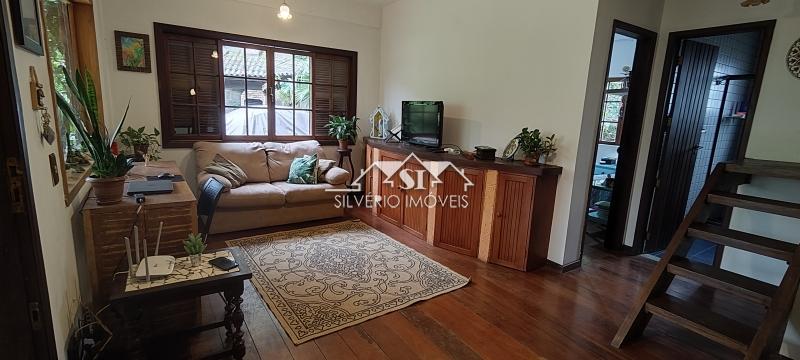 Casa à venda e aluguel com 3 quartos, 250m² - Foto 10
