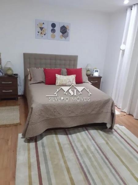 Casa à venda com 4 quartos, 190m² - Foto 13