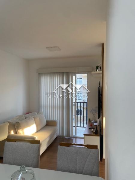 Apartamento à venda com 2 quartos, 66m² - Foto 13