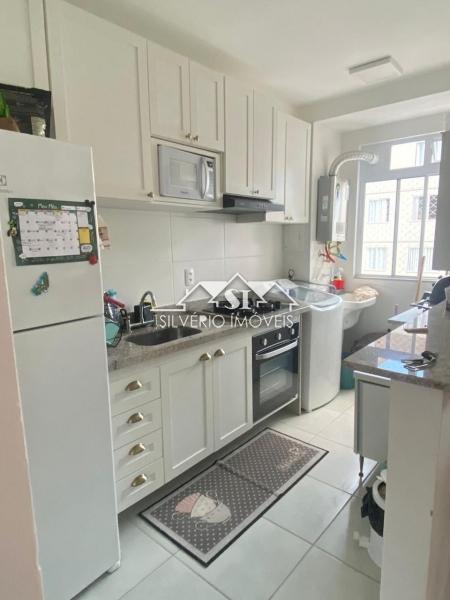 Apartamento à venda com 2 quartos, 66m² - Foto 15