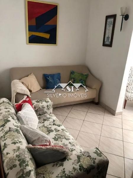 Casa à venda com 4 quartos, 130m² - Foto 3