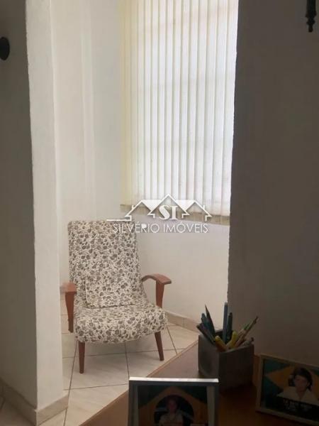 Casa à venda com 4 quartos, 130m² - Foto 7
