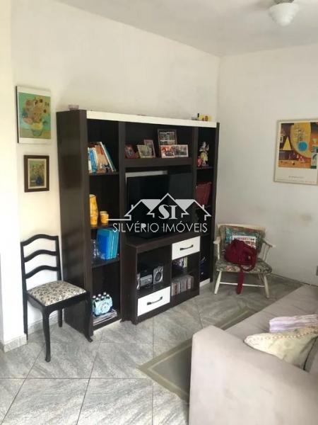 Casa à venda com 4 quartos, 130m² - Foto 15