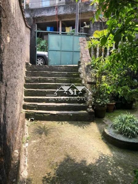 Casa à venda com 4 quartos, 130m² - Foto 17