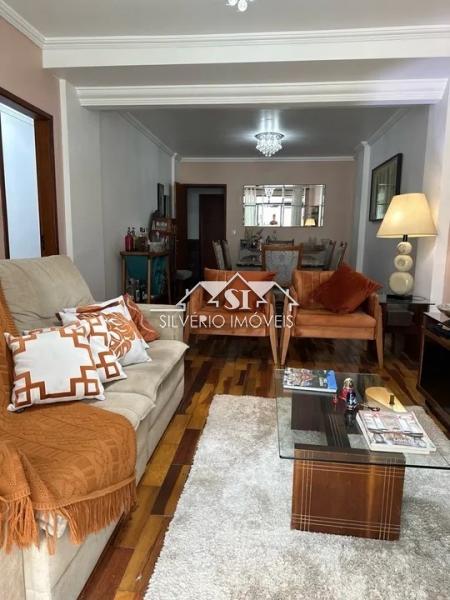 Apartamento à venda com 3 quartos, 140m² - Foto 2