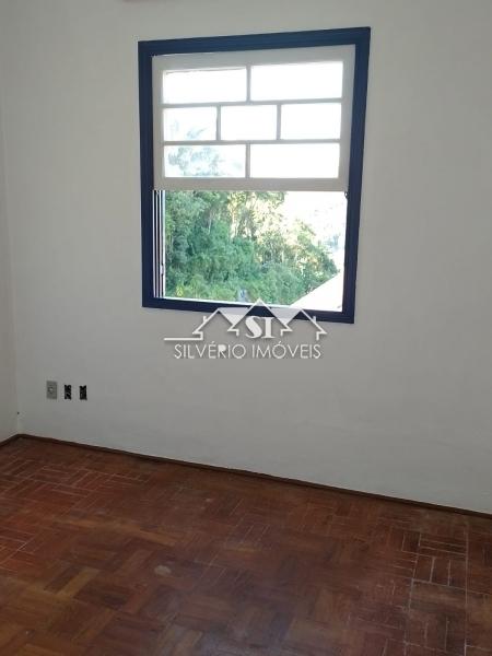 Casa à venda com 3 quartos, 60m² - Foto 3