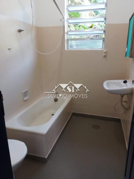 Casa à venda com 3 quartos, 60m² - Foto 10