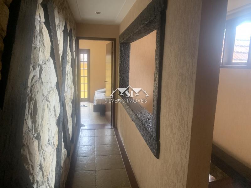 Casa à venda com 4 quartos, 400m² - Foto 27