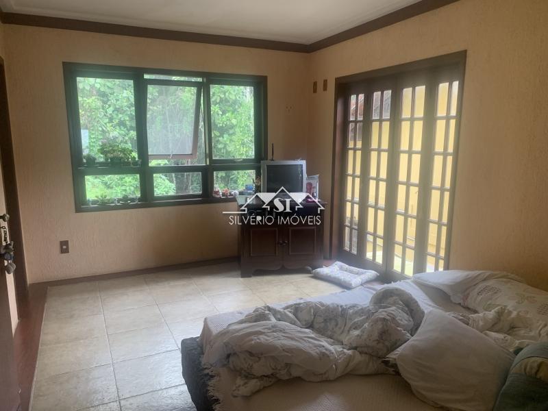 Casa à venda com 4 quartos, 400m² - Foto 34