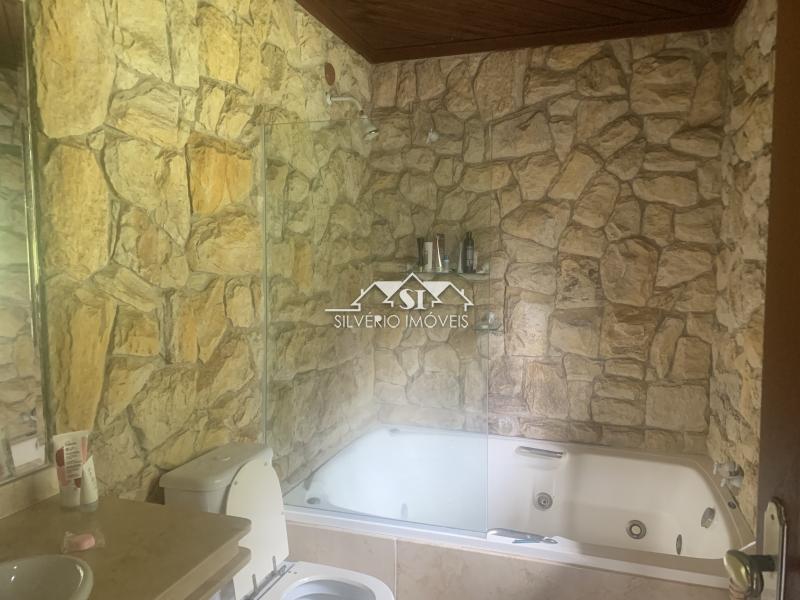 Casa à venda com 4 quartos, 400m² - Foto 37