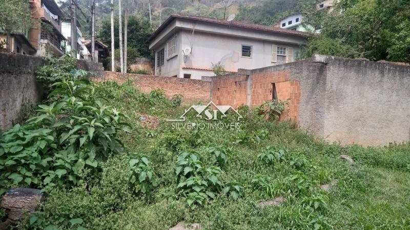 Terreno em Floresta - Petrópolis/RJ 