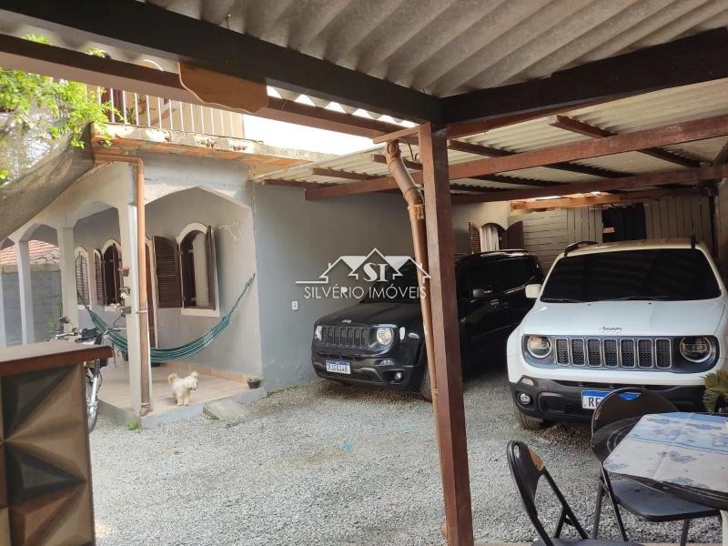 Casa à venda com 6 quartos, 110m² - Foto 16