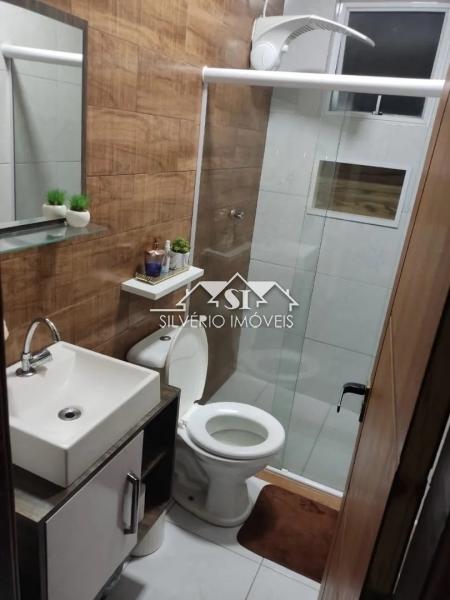 Casa à venda com 6 quartos, 110m² - Foto 12