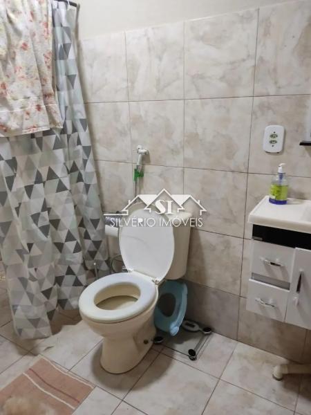 Casa à venda com 6 quartos, 110m² - Foto 13