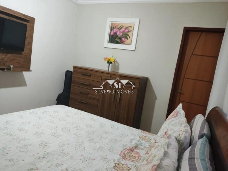 Casa à venda com 6 quartos, 110m² - Foto 9
