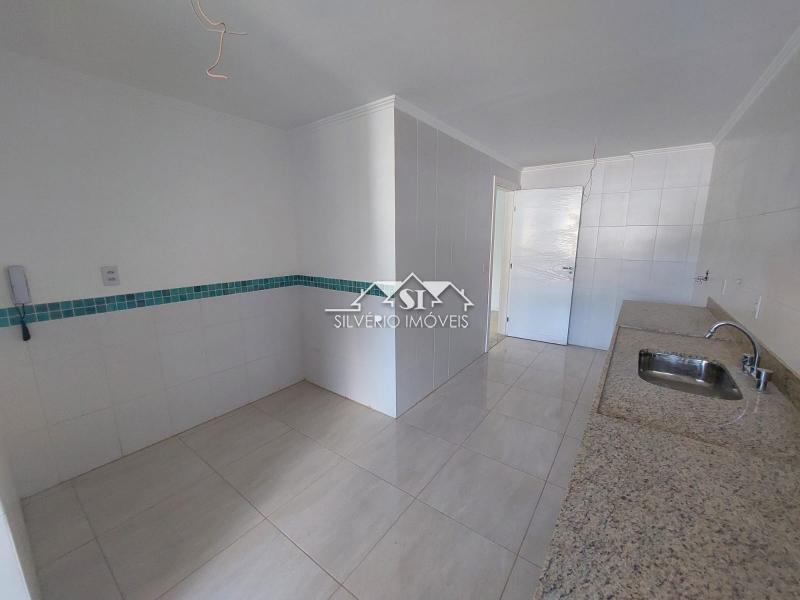 Apartamento à venda com 3 quartos, 184m² - Foto 15