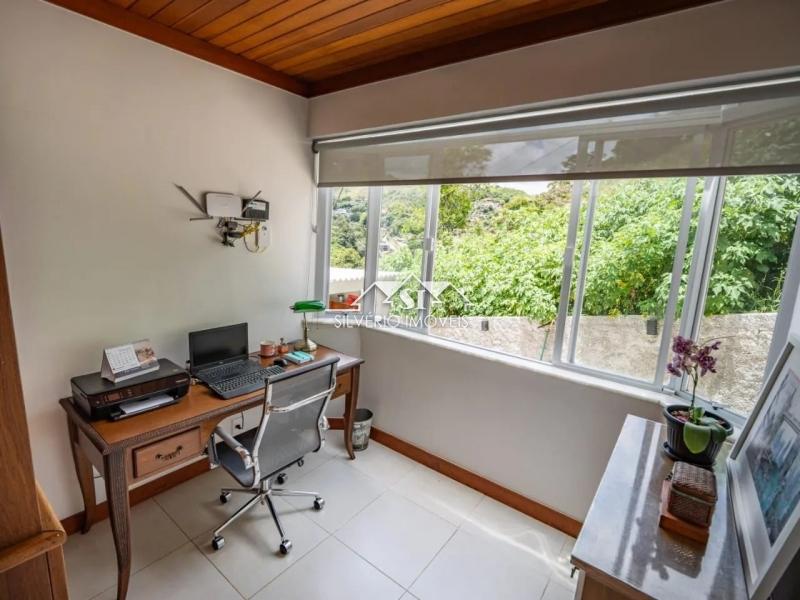 Casa à venda com 5 quartos, 602m² - Foto 11