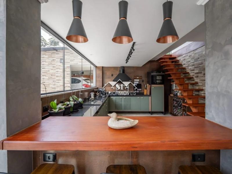 Casa à venda com 5 quartos, 602m² - Foto 8