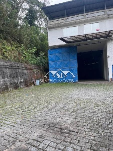 Galpão em Bingen - Petrópolis/RJ 