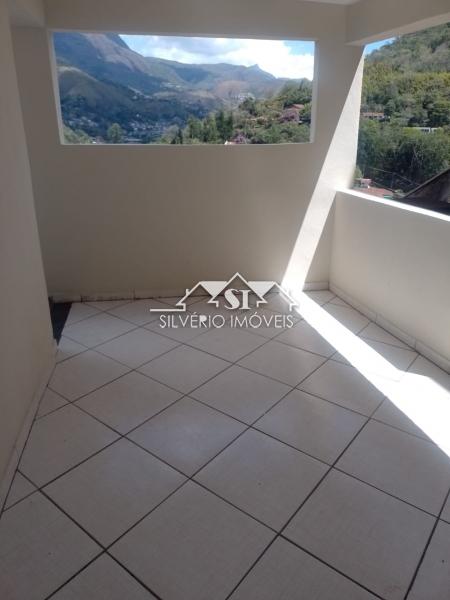 Casa para alugar com 2 quartos, 40m² - Foto 3