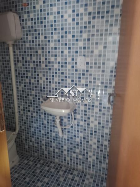 Casa para alugar com 2 quartos, 40m² - Foto 11