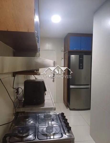 Apartamento à venda com 3 quartos, 120m² - Foto 9