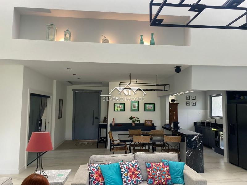 Casa à venda com 5 quartos, 345m² - Foto 7