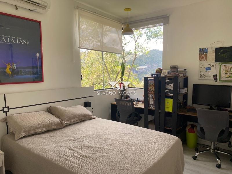 Casa à venda com 5 quartos, 345m² - Foto 17