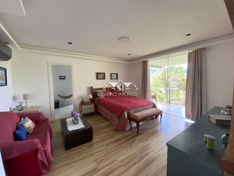 Casa à venda com 5 quartos, 345m² - Foto 19