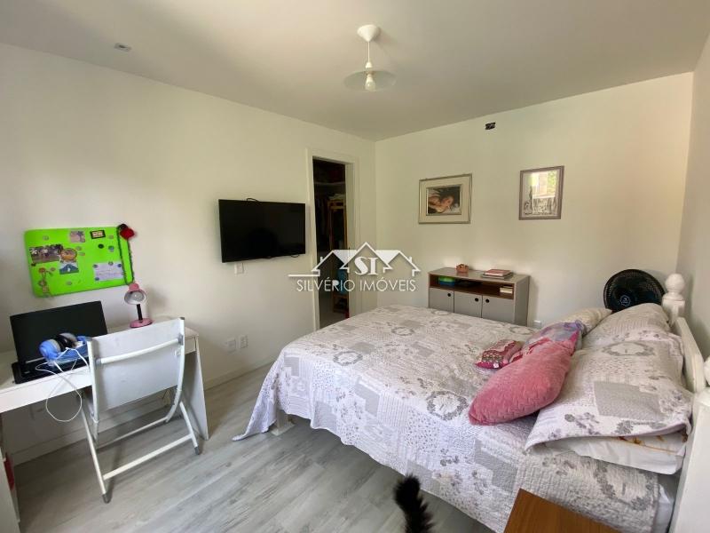 Casa à venda com 5 quartos, 345m² - Foto 24