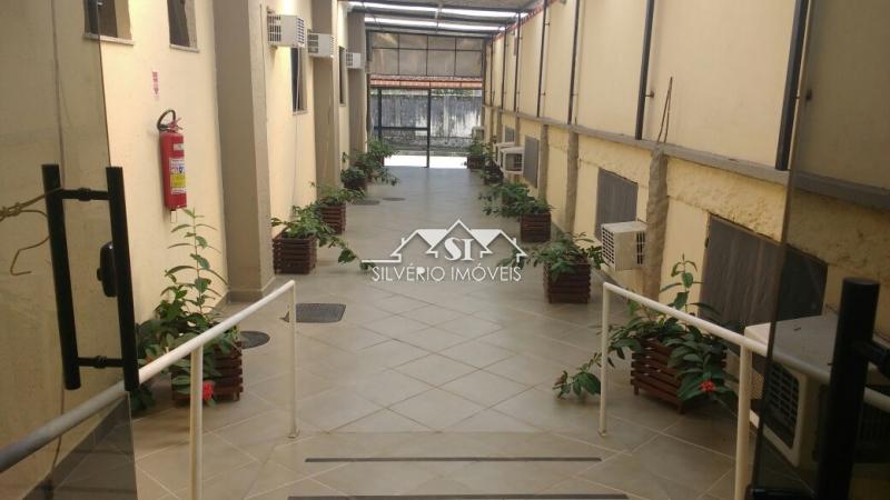 Prédio Inteiro à venda, 1300m² - Foto 2