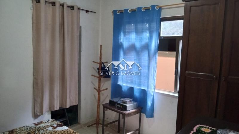 Casa à venda com 3 quartos, 180m² - Foto 8