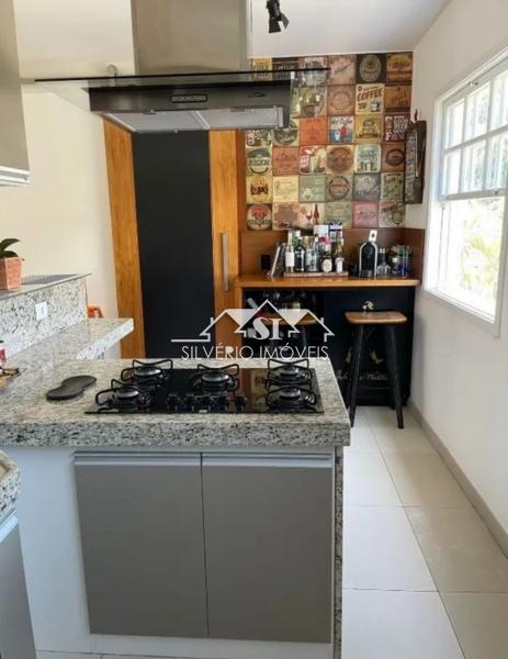 Casa à venda com 3 quartos, 140m² - Foto 15