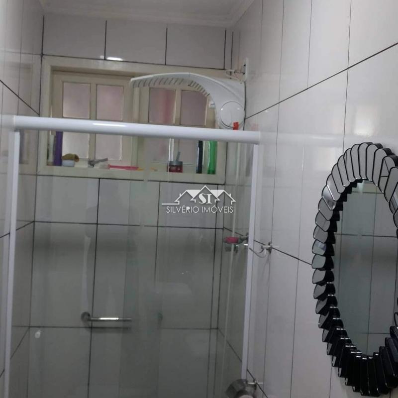 Casa à venda com 2 quartos, 65m² - Foto 8