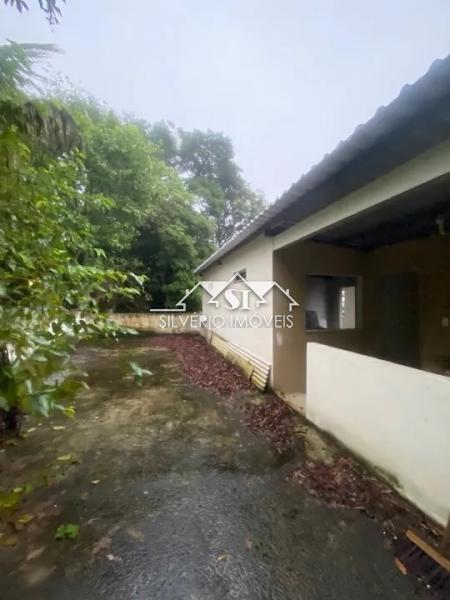 Casa à venda com 3 quartos, 200m² - Foto 11