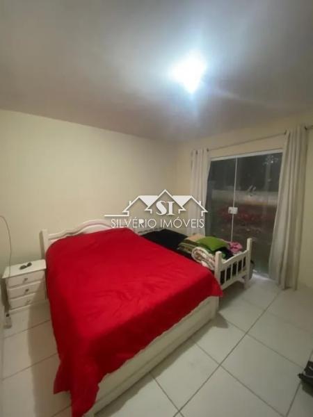 Casa à venda com 3 quartos, 200m² - Foto 5